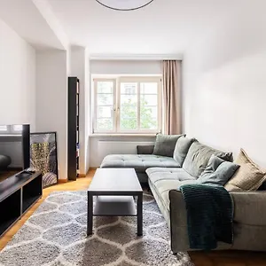 Near Metro - Netflix - Free Wifi Apartament Wiedeń